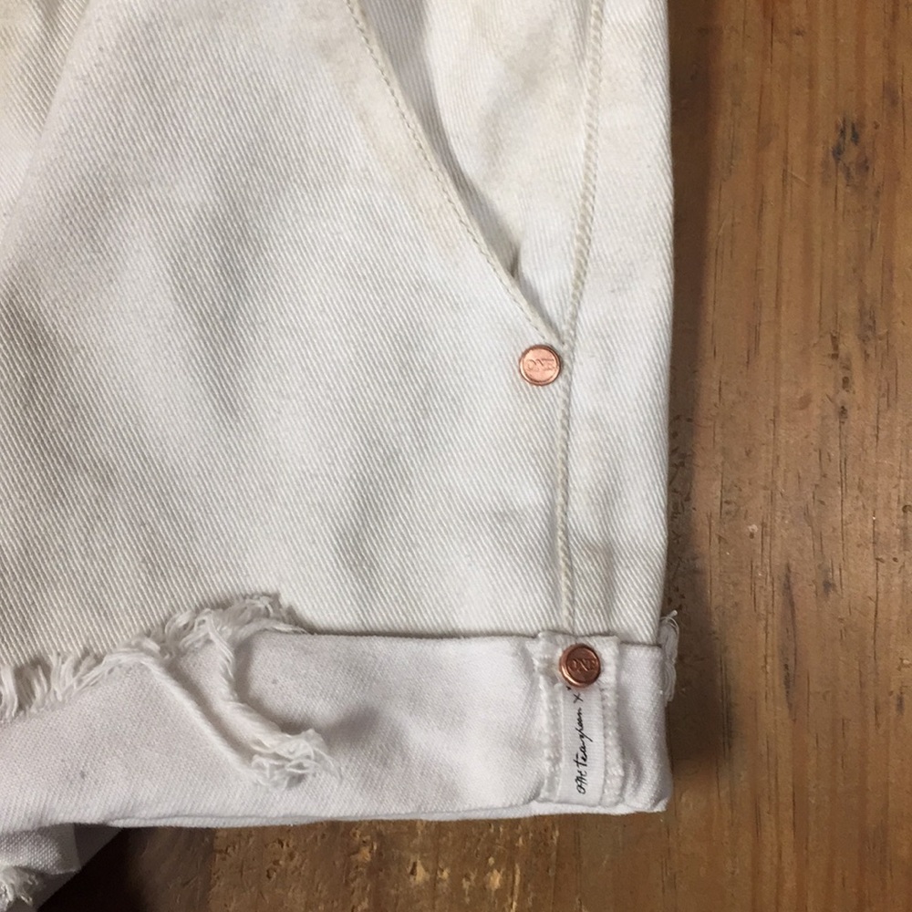 One Teaspoon Shorts - Picture 4 of 6